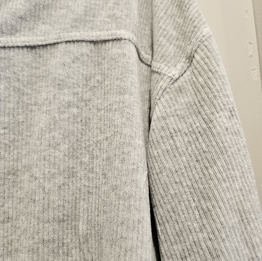 Woman's aerie Grey Corduroy collared cropped Jacket with pockets - Picture 6 of 7